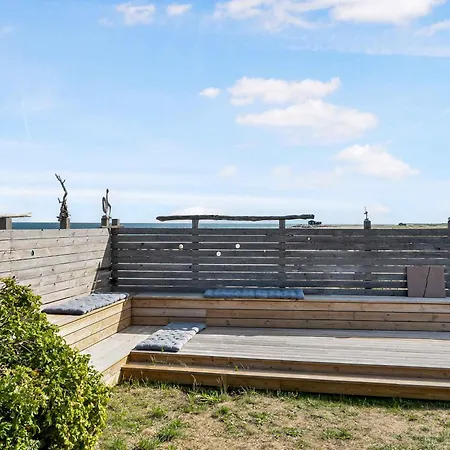 Prázdninový dům Relaxing At The Waters Edge